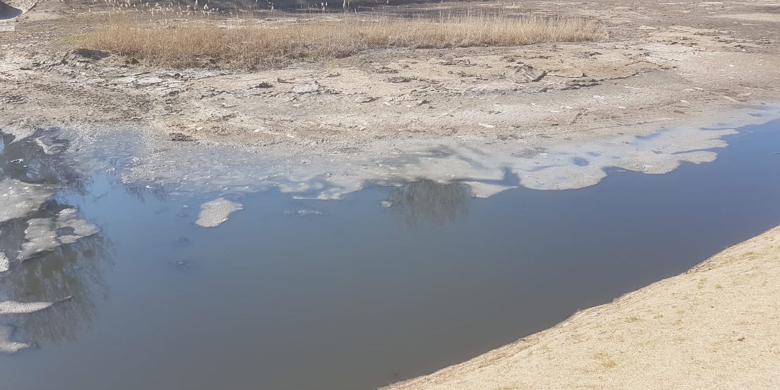 Notauslassbecken Notauslassbecken